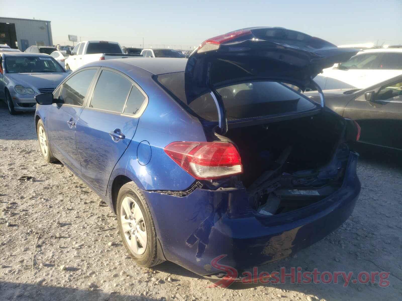 3KPFL4A71JE205761 2018 KIA FORTE