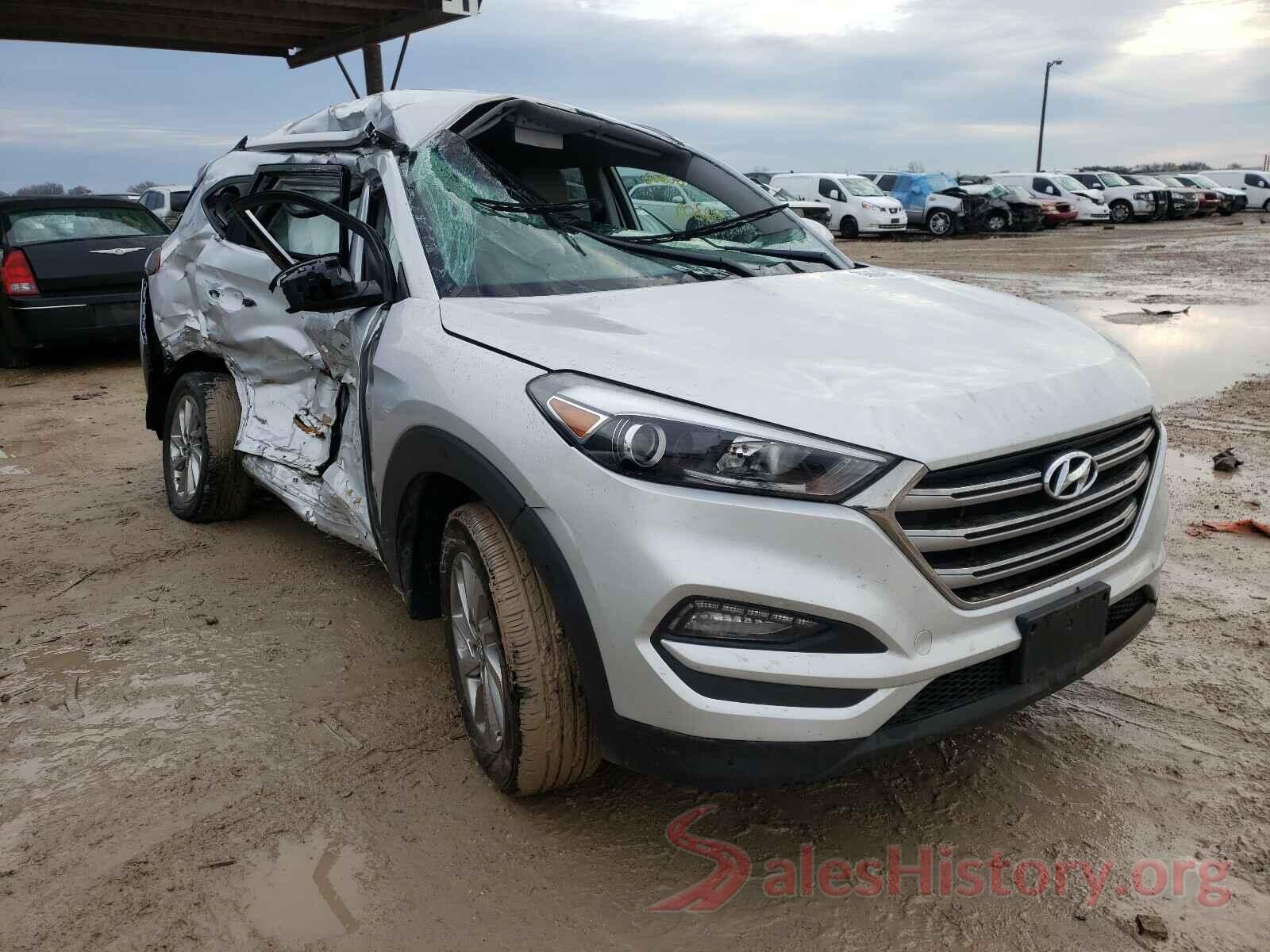 KM8J33A43HU587762 2017 HYUNDAI TUCSON