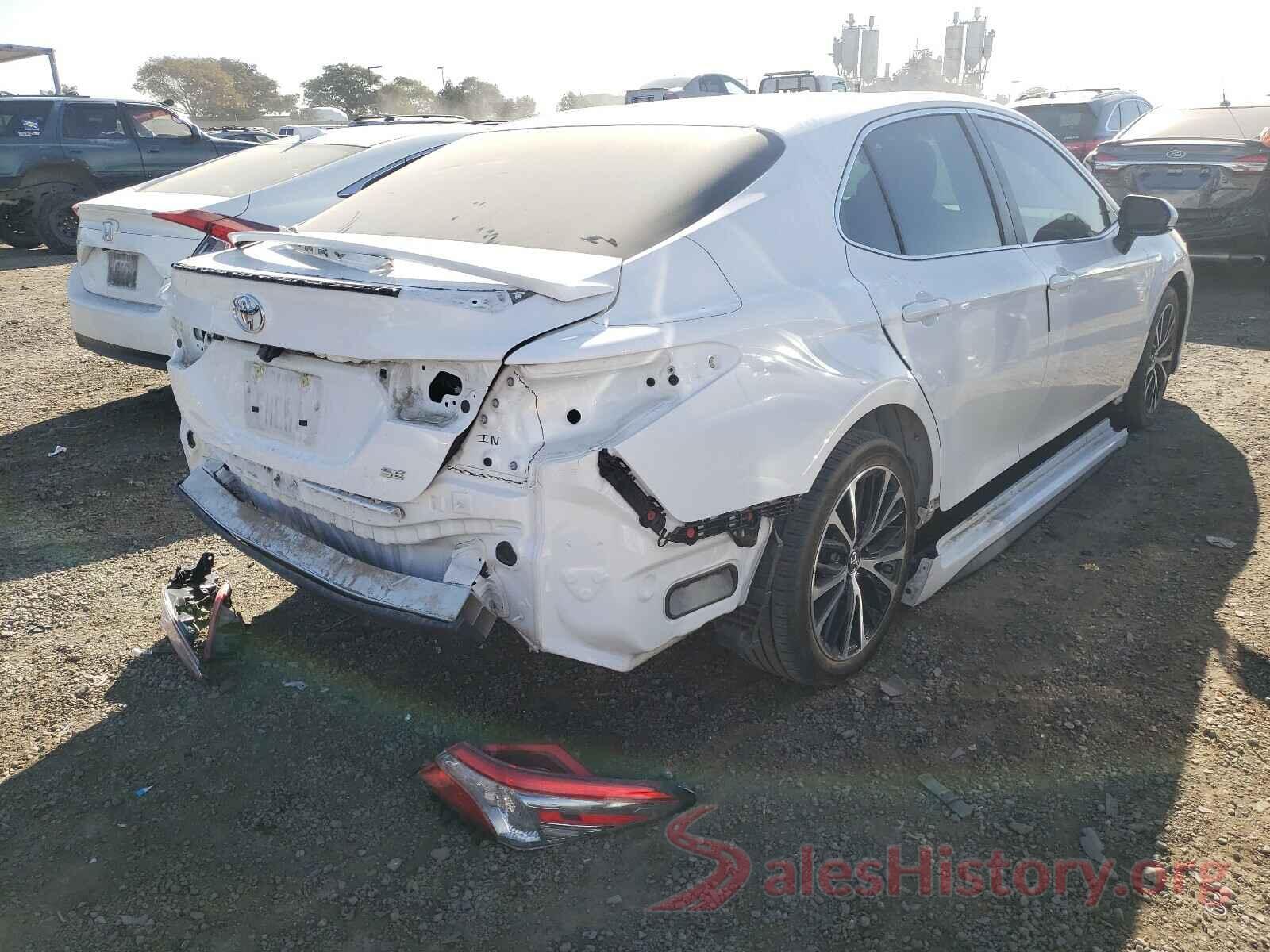 4T1B11HK1JU144163 2018 TOYOTA CAMRY