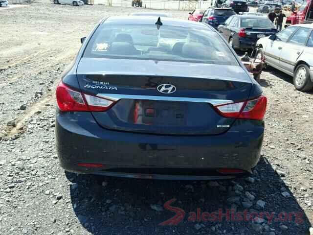 4S4BTAEC8L3257639 2011 HYUNDAI SONATA