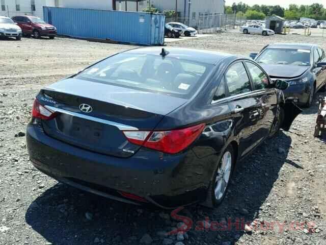 4S4BTAEC8L3257639 2011 HYUNDAI SONATA