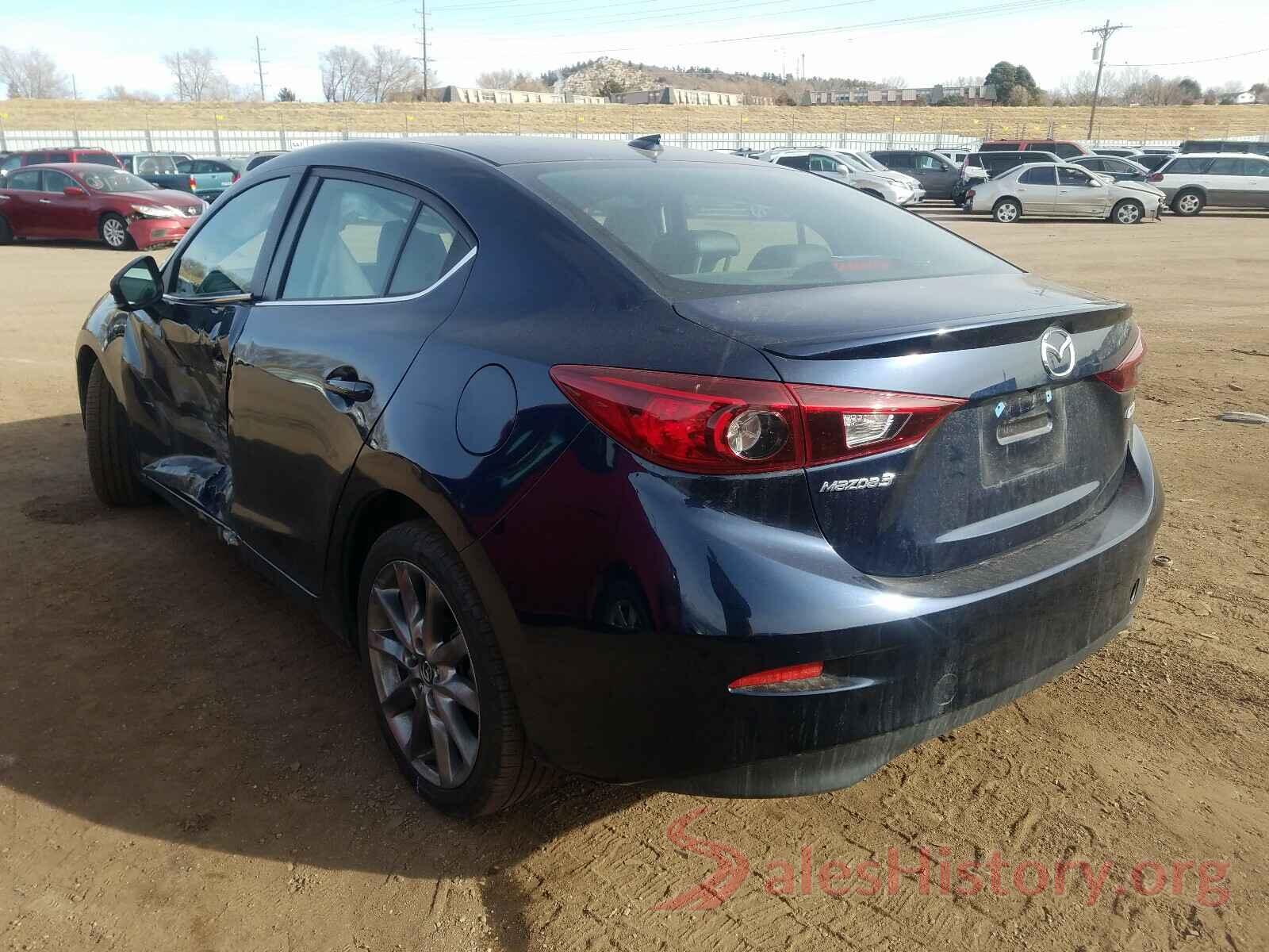 3MZBN1V37JM274598 2018 MAZDA 3