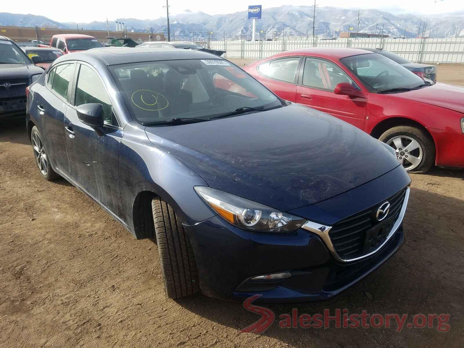 3MZBN1V37JM274598 2018 MAZDA 3