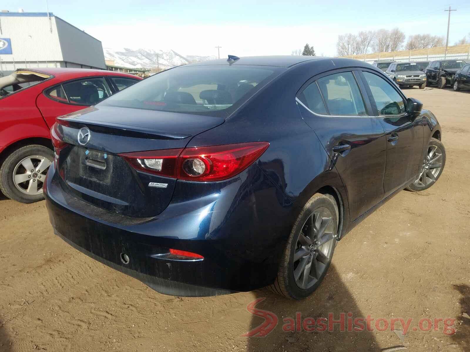 3MZBN1V37JM274598 2018 MAZDA 3