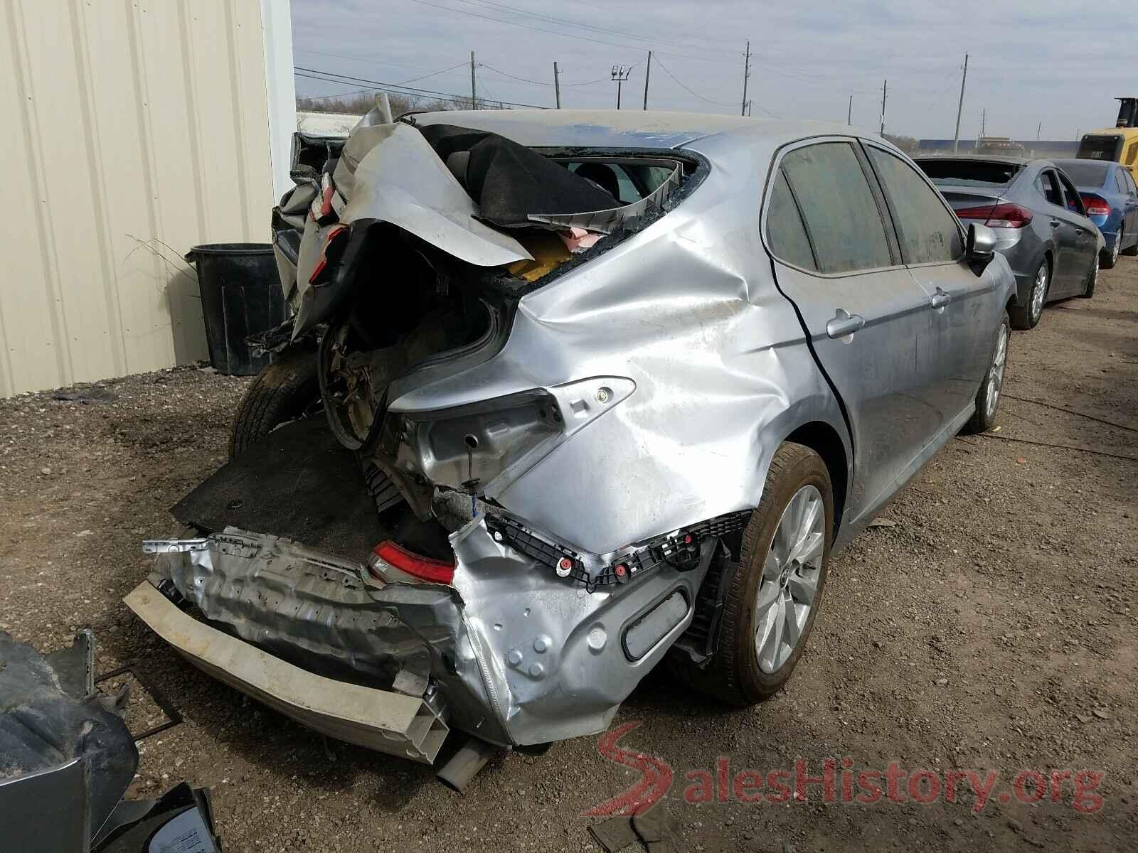 4T1B11HK4JU103543 2018 TOYOTA CAMRY