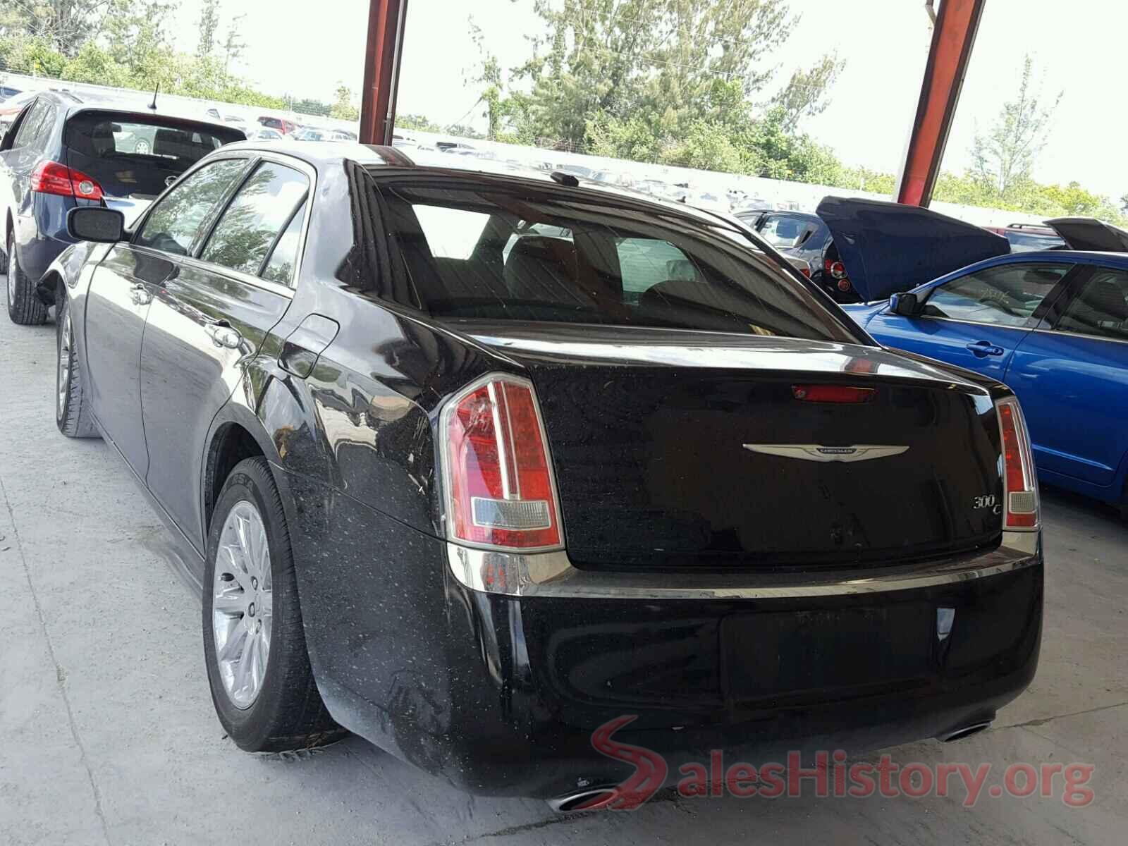 58ABK1GG7HU060555 2013 CHRYSLER 300