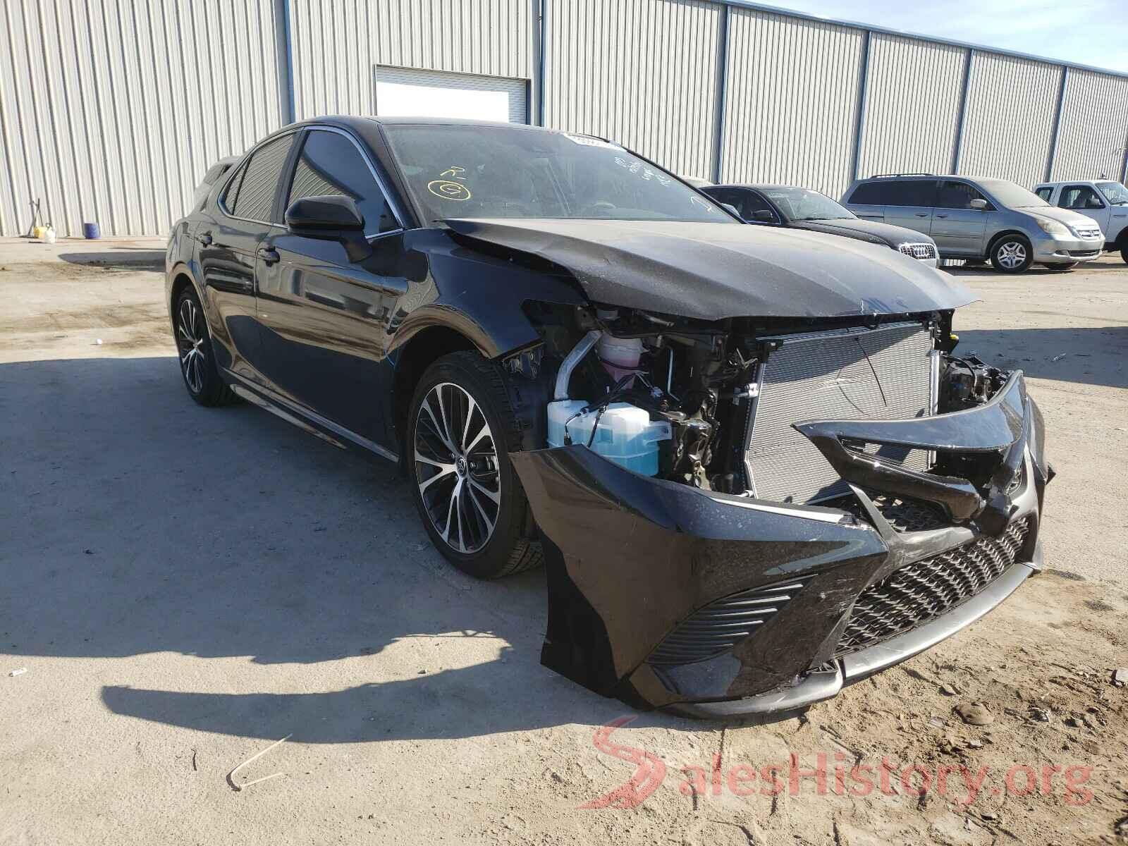 4T1G11AK3LU384057 2020 TOYOTA CAMRY