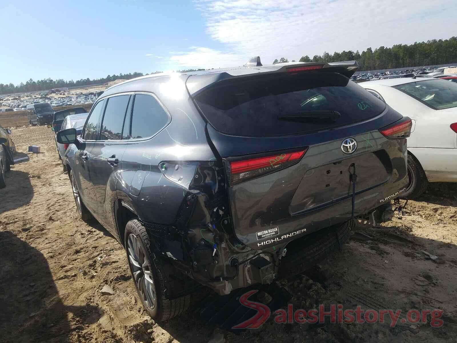 5TDFZRBH9LS034334 2020 TOYOTA HIGHLANDER