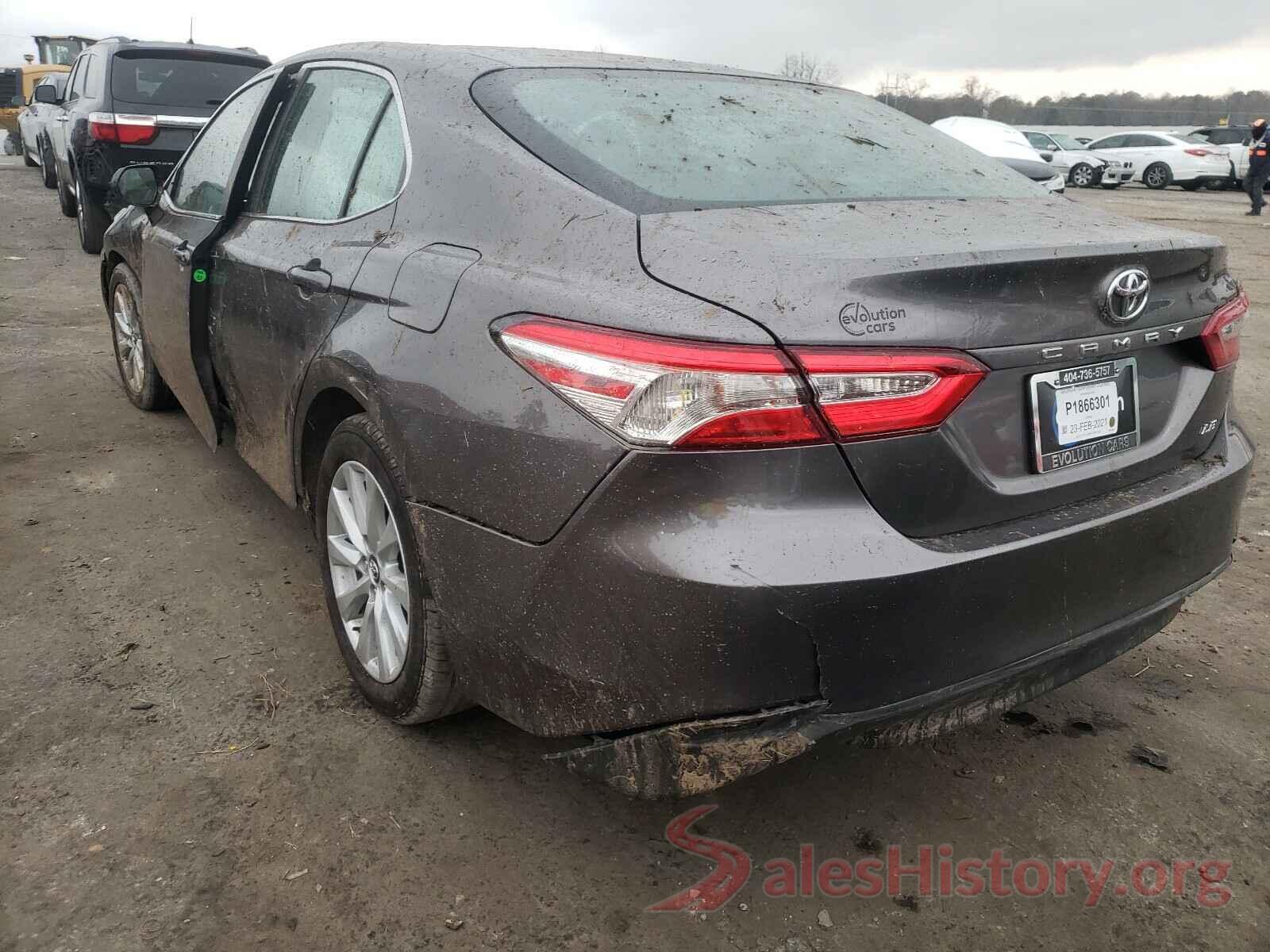 4T1B11HK4JU132444 2018 TOYOTA CAMRY