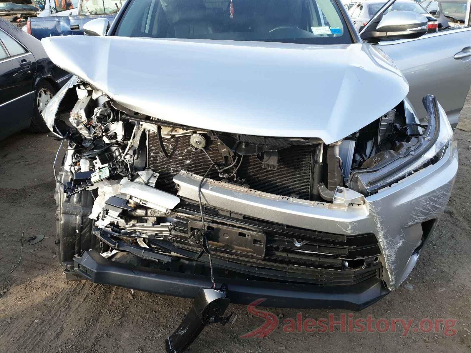 5TDJZRFH0JS802719 2018 TOYOTA HIGHLANDER