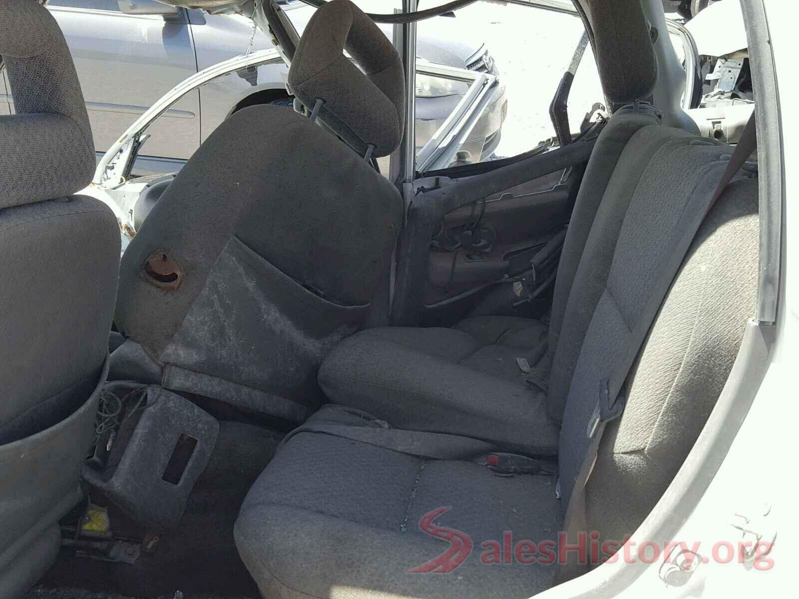 2HGFC2F57HH522164 2004 CHEVROLET TRACKER