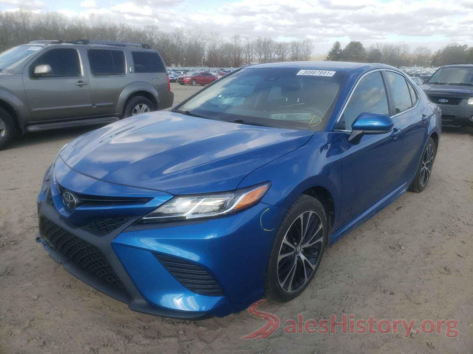 4T1B11HK3JU049720 2018 TOYOTA CAMRY