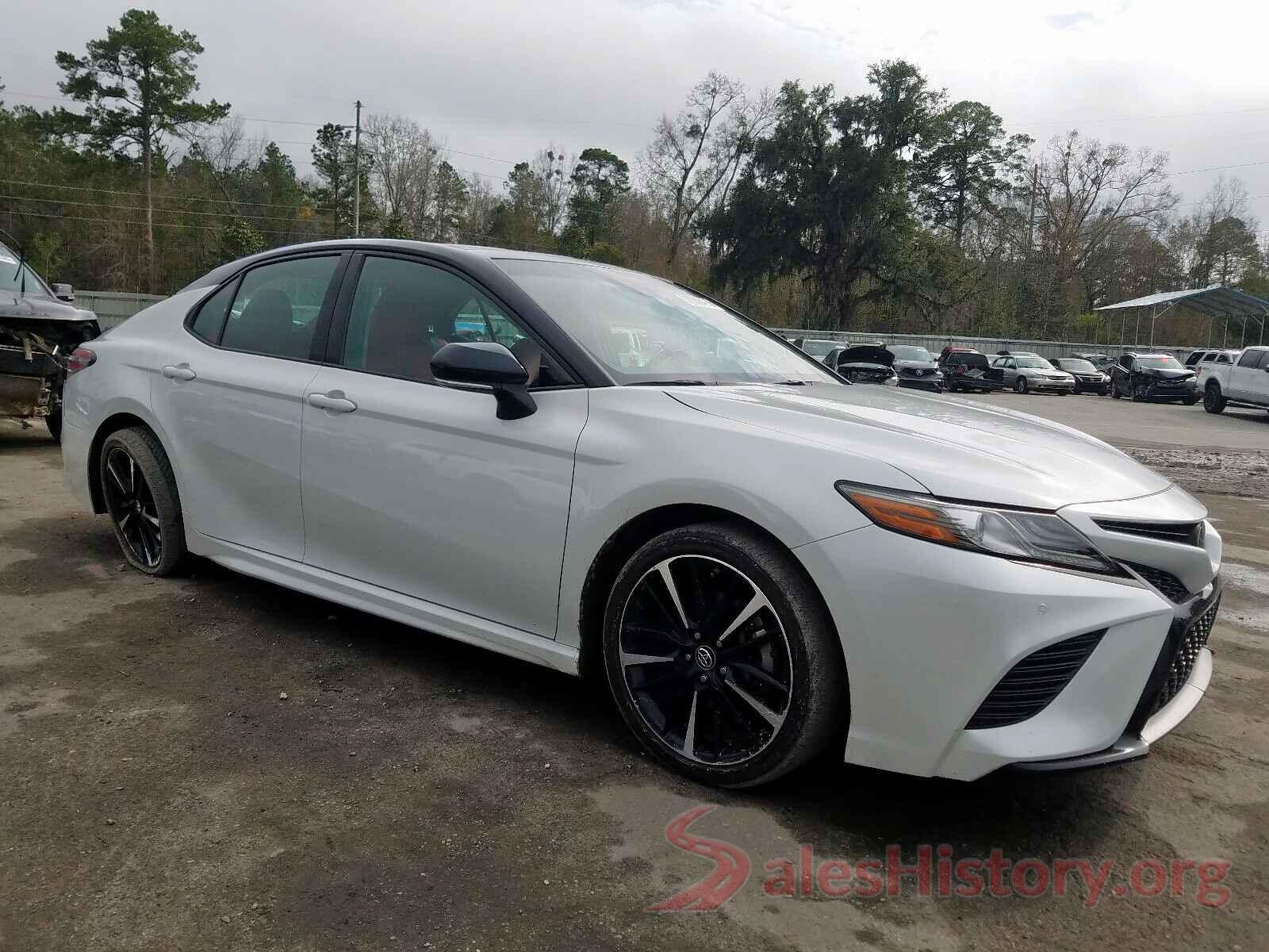 4T1B61HK5JU083451 2018 TOYOTA CAMRY