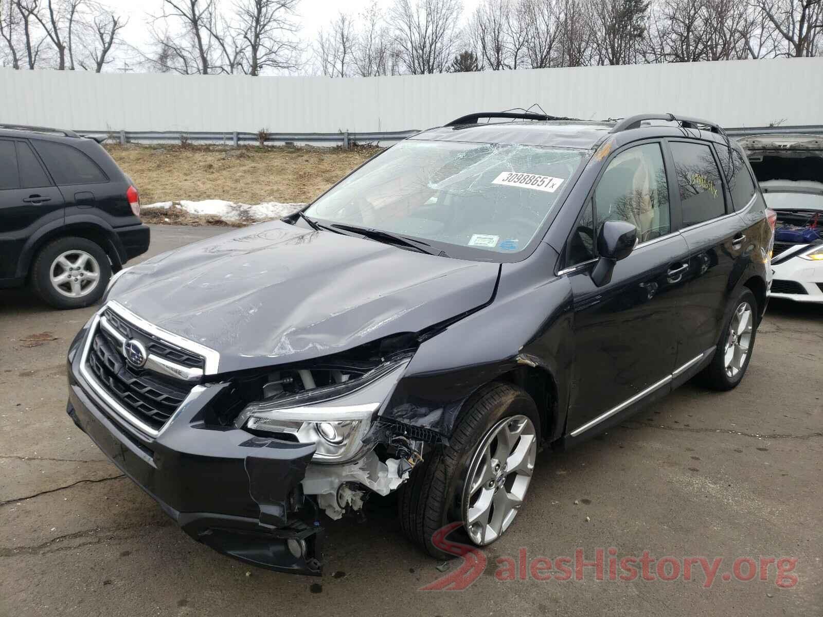 JF2SJAWC1JH592994 2018 SUBARU FORESTER