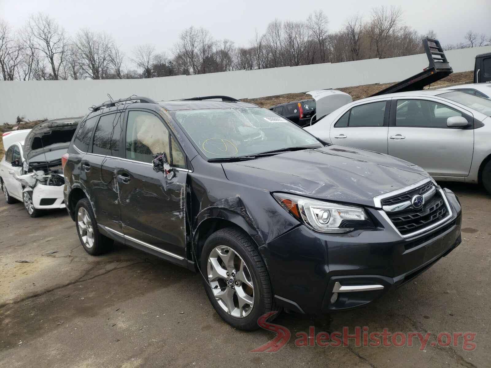 JF2SJAWC1JH592994 2018 SUBARU FORESTER