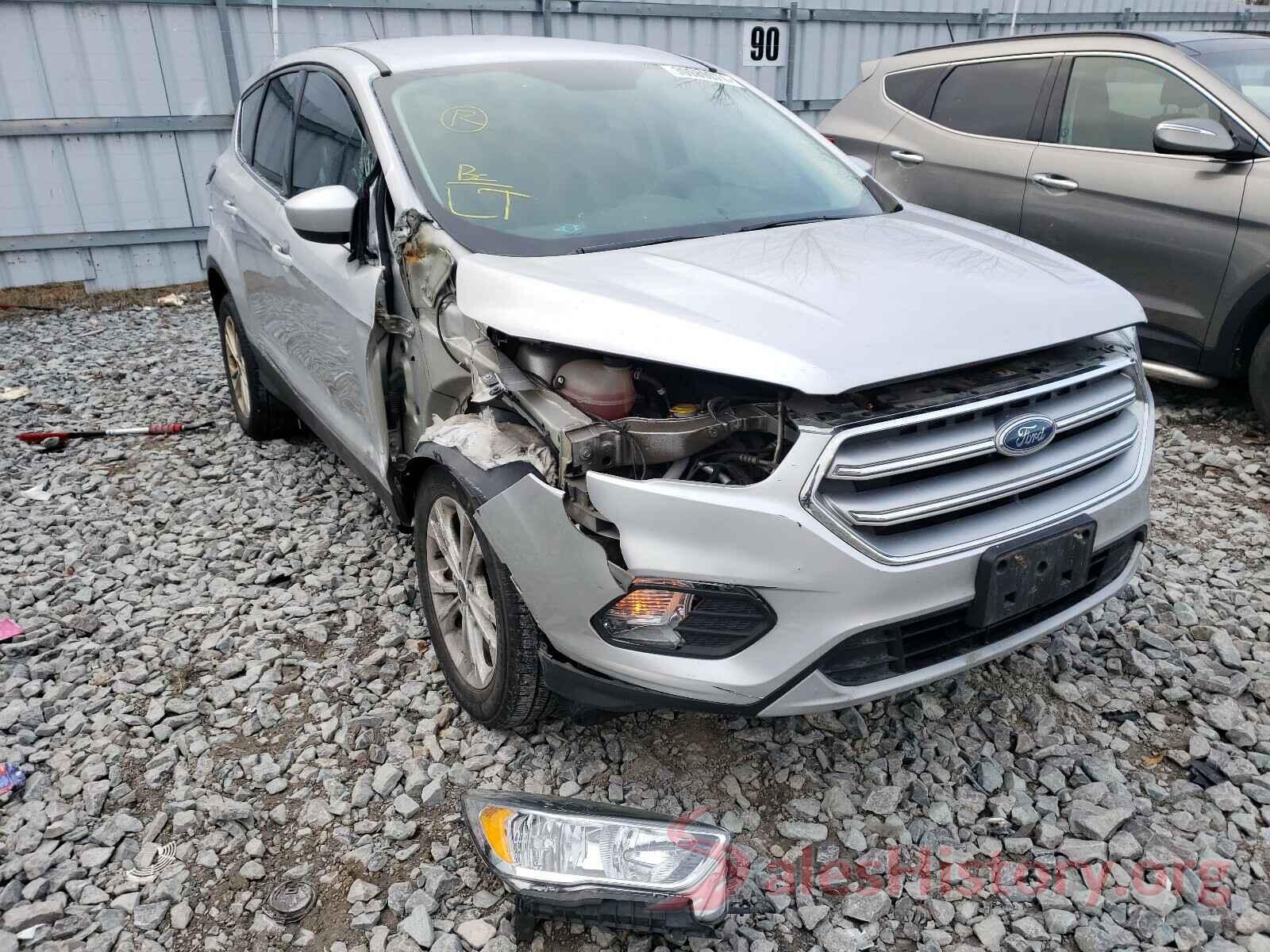 1FMCU0GD7HUC29883 2017 FORD ESCAPE