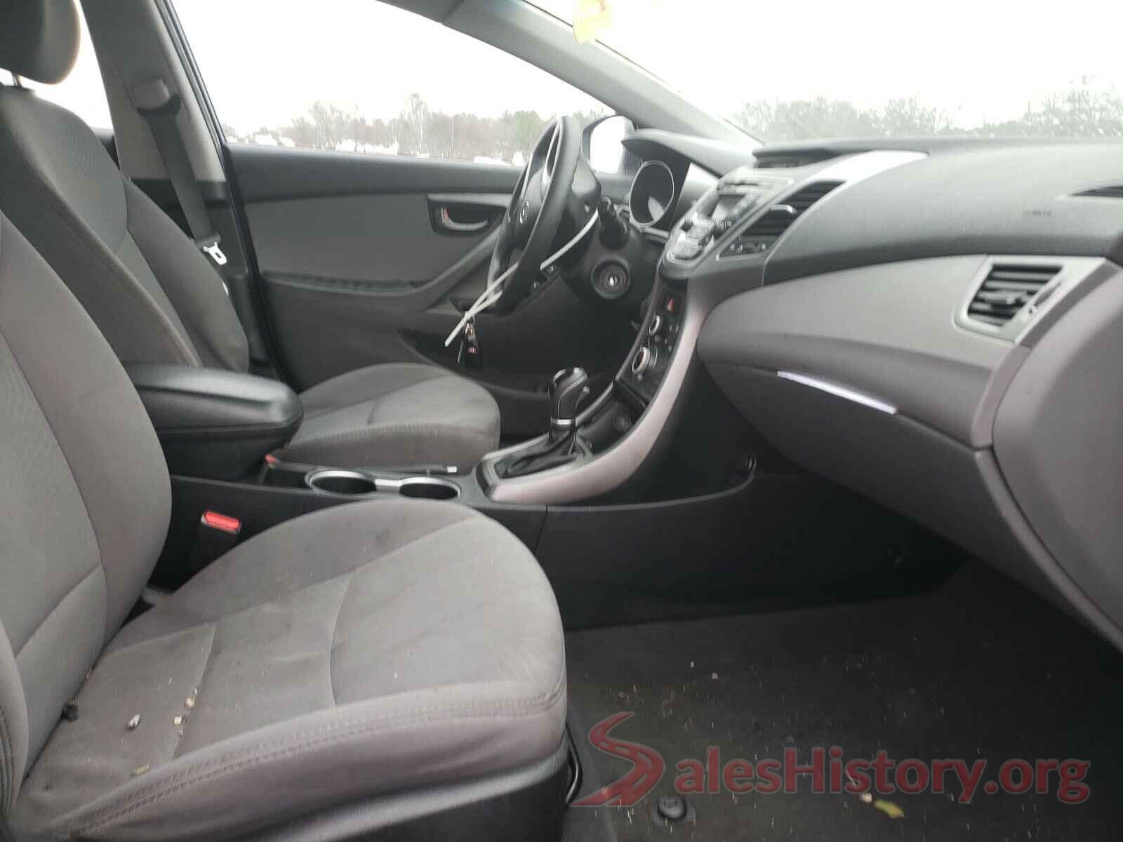 5NPDH4AE5GH685217 2016 HYUNDAI ELANTRA