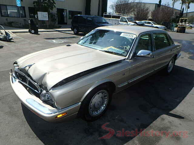 KNDJP3A53J7591655 2000 JAGUAR XJ