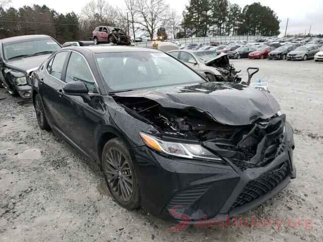 4T1B11HKXJU124574 2018 TOYOTA CAMRY