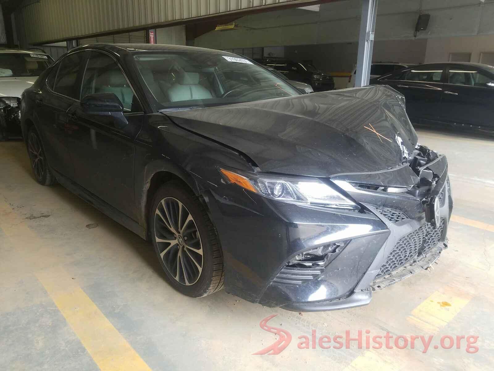 4T1B11HK8KU819668 2019 TOYOTA CAMRY