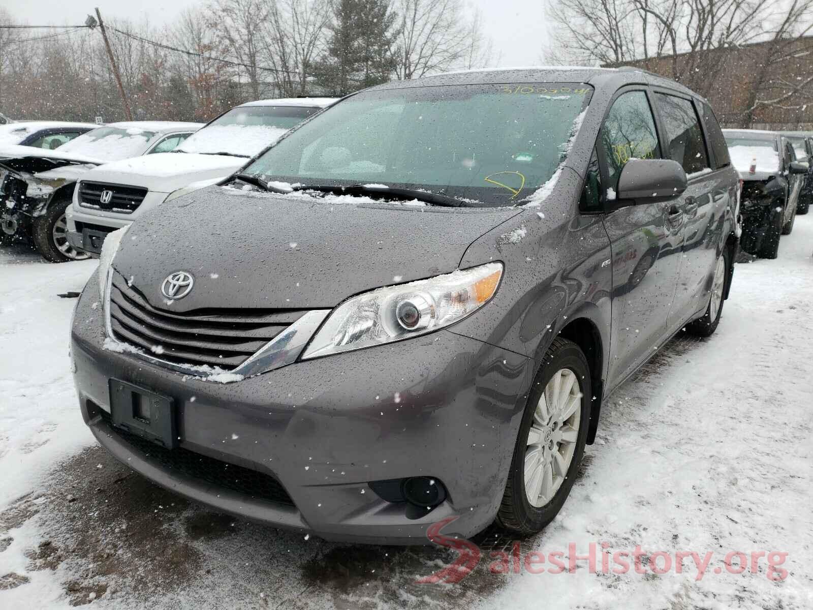 5TDJZ3DC3HS148264 2017 TOYOTA SIENNA