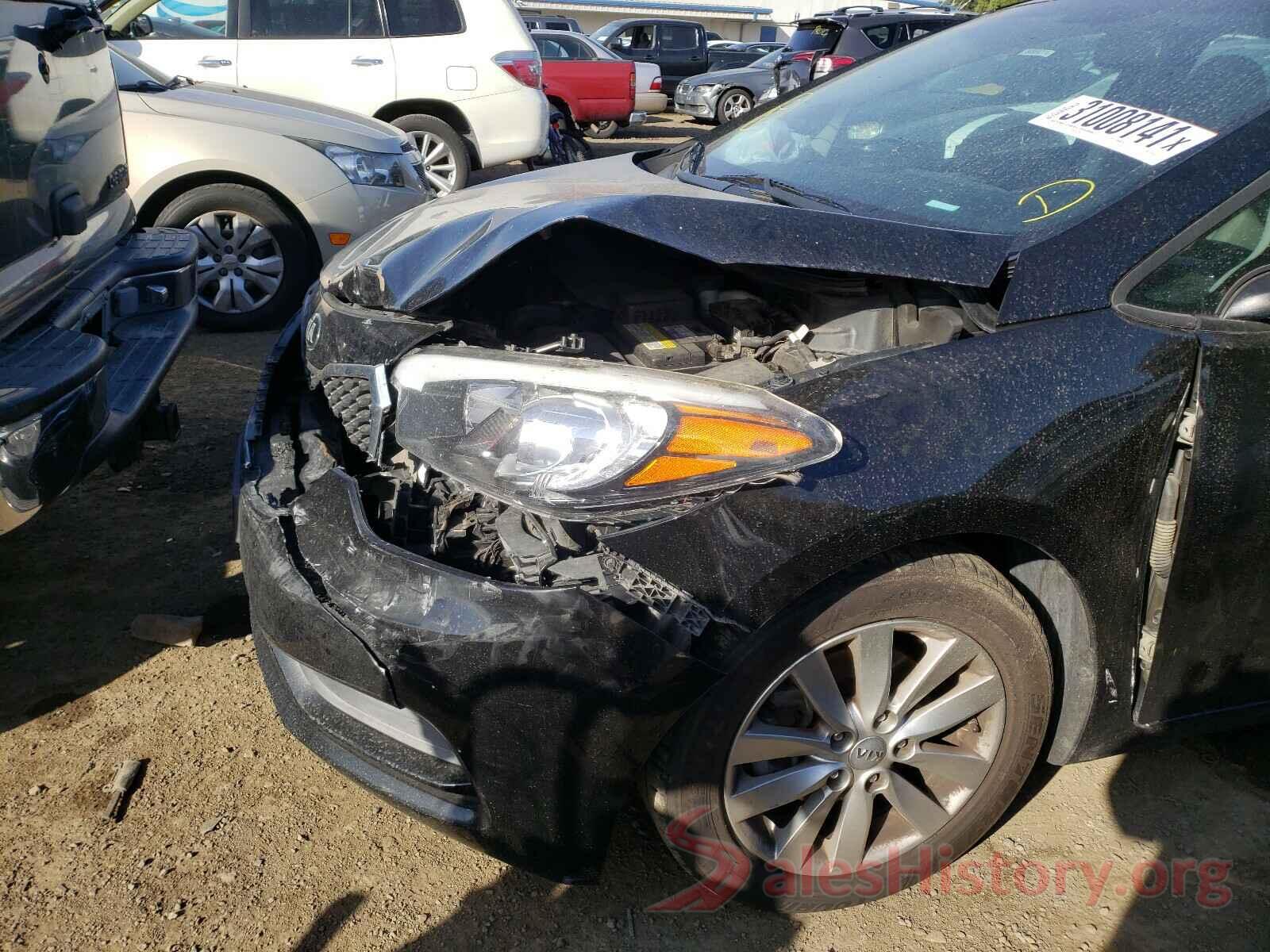 5N1DR2MM1HC609748 2016 KIA FORTE