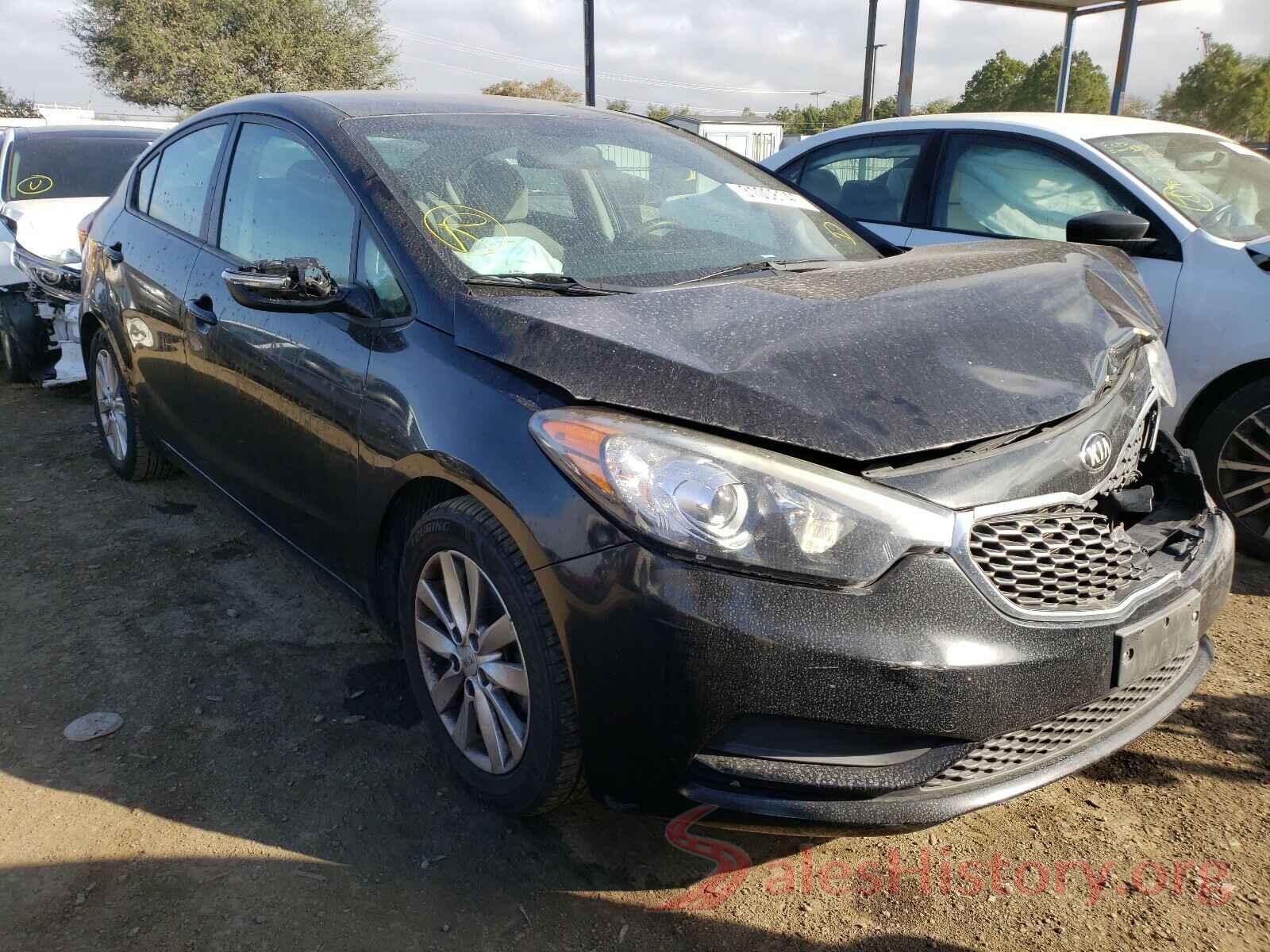 5N1DR2MM1HC609748 2016 KIA FORTE