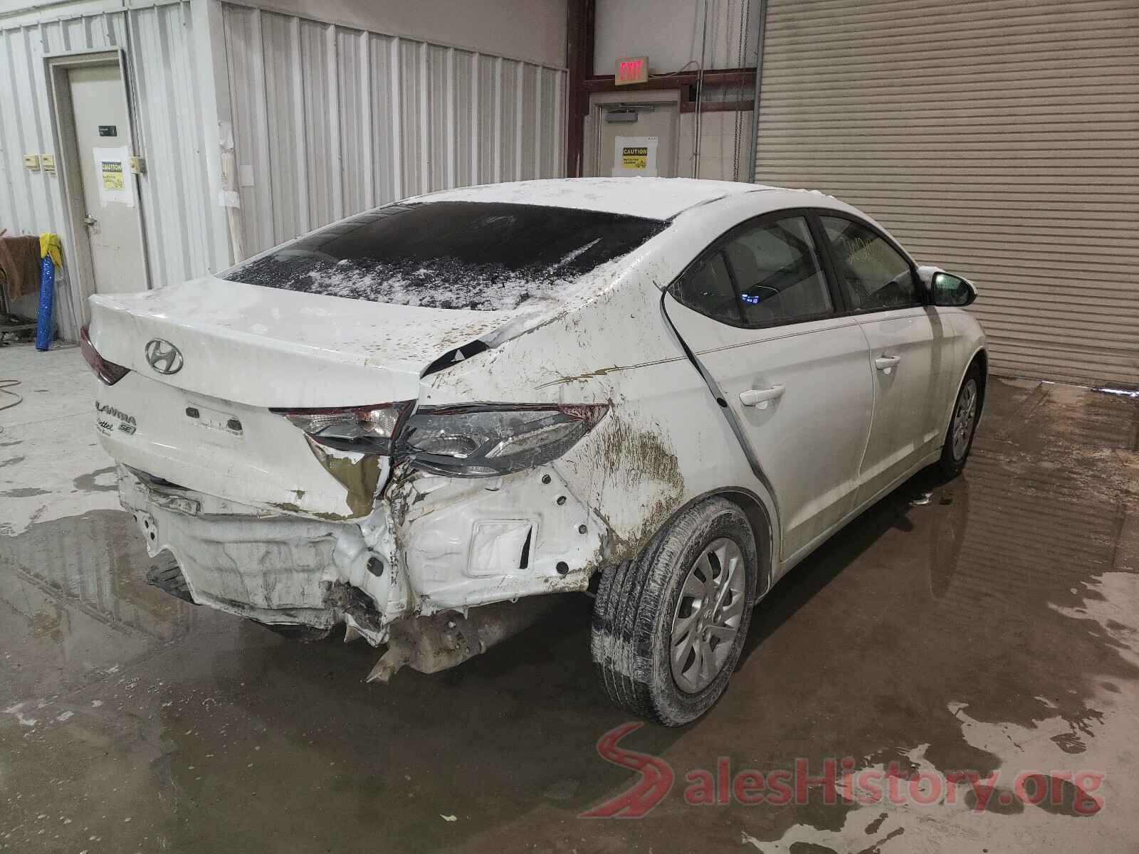 5NPD74LF5JH258815 2018 HYUNDAI ELANTRA