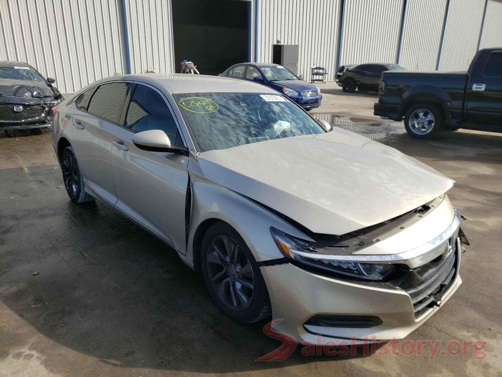 1HGCV1F11JA158042 2018 HONDA ACCORD