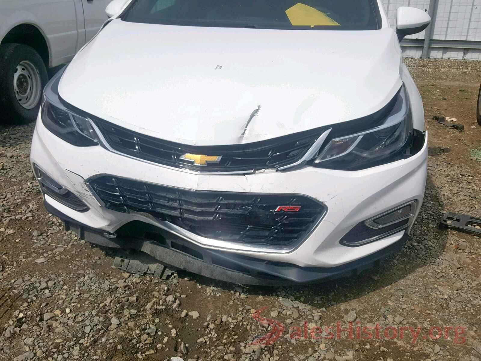 2C4RDGEG2KR556572 2017 CHEVROLET CRUZE