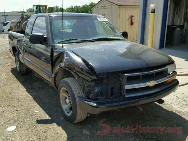 JTECU5JR9M5239823 2000 CHEVROLET S10