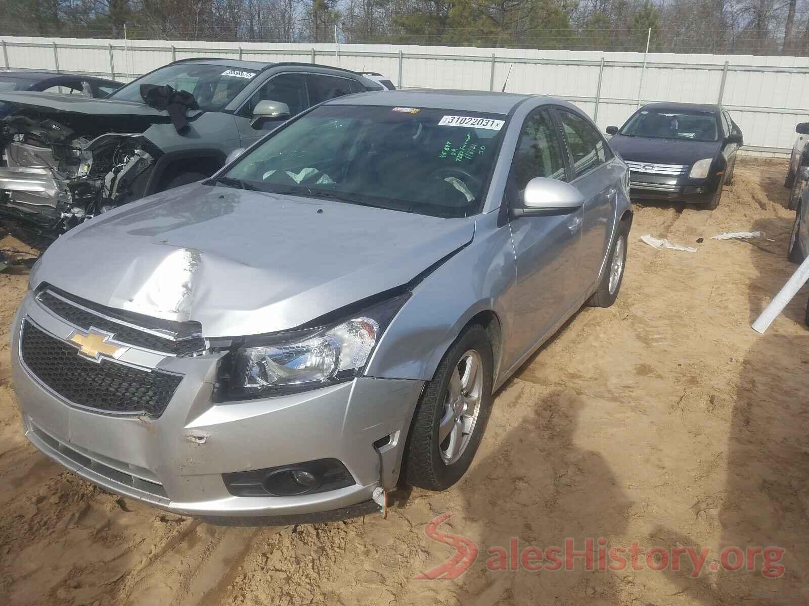 JTNKARJE1JJ566633 2011 CHEVROLET CRUZE