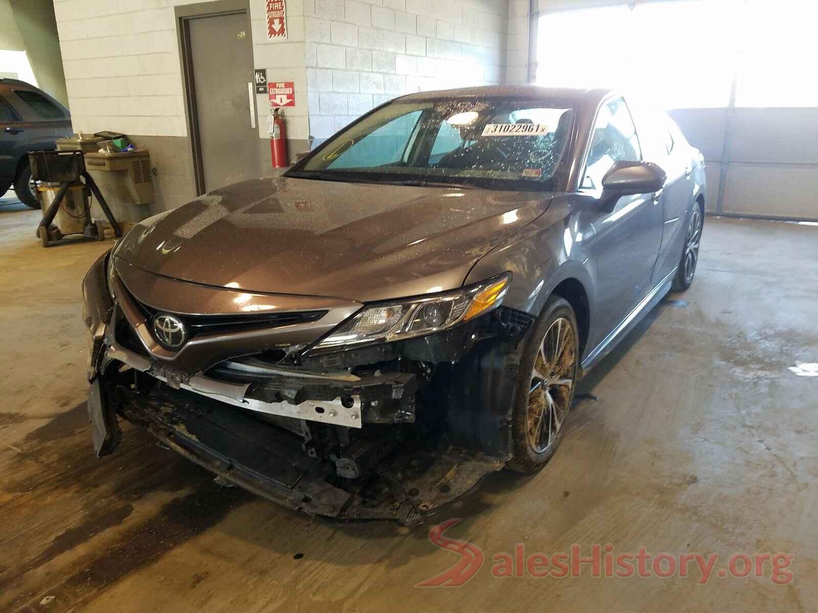 4T1B11HK9KU684684 2019 TOYOTA CAMRY