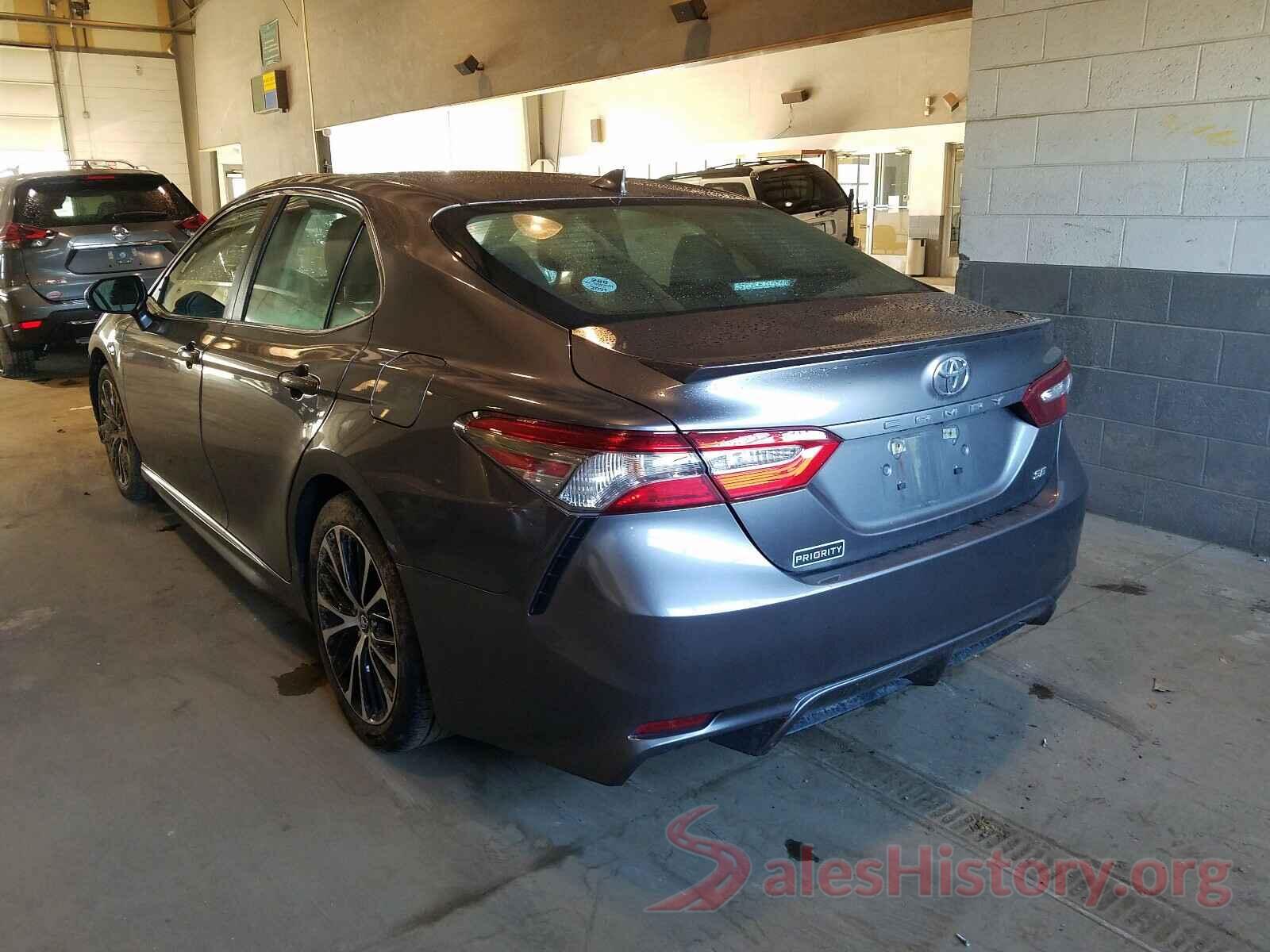 4T1B11HK9KU684684 2019 TOYOTA CAMRY