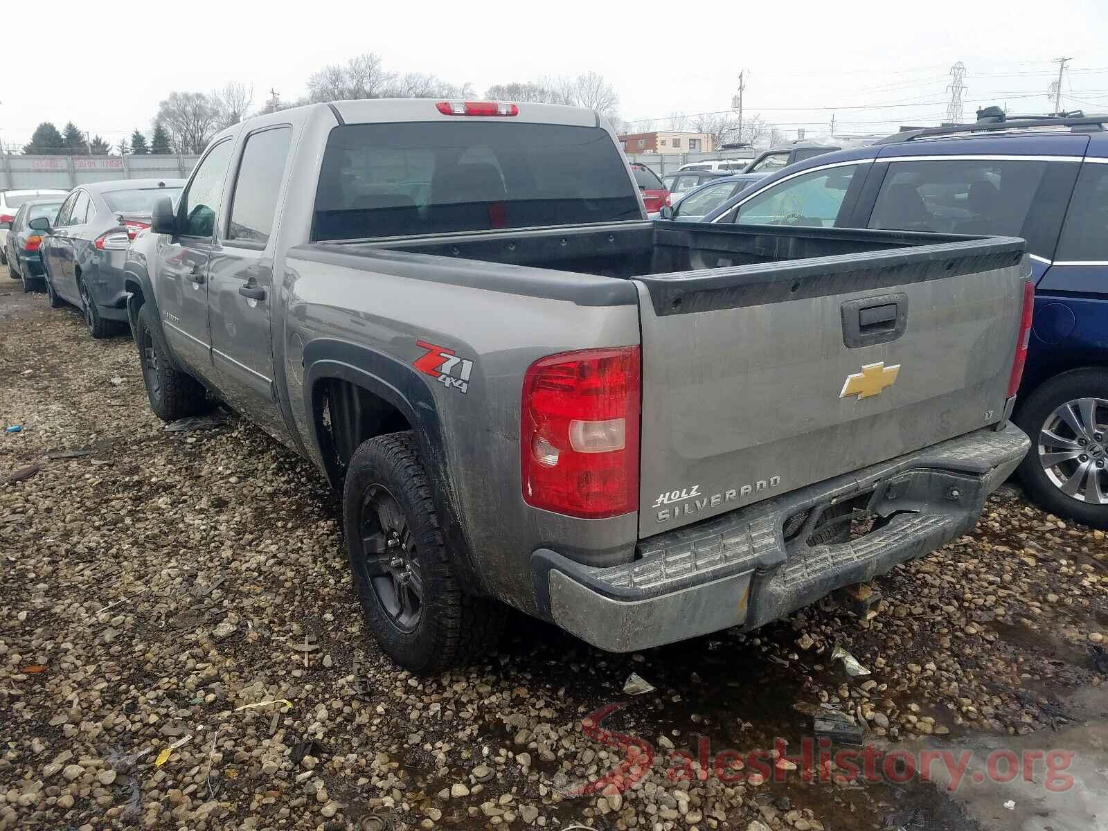 JTMZFREV0JJ732476 2013 CHEVROLET SILVERADO