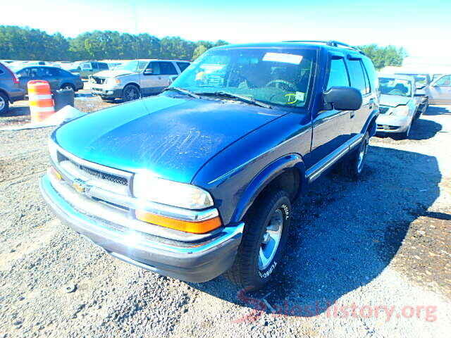 3FA6P0H76KR154194 2001 CHEVROLET BLAZER