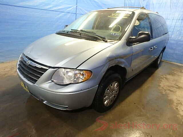 JN8AT2MV6HW018187 2005 CHRYSLER MINIVAN