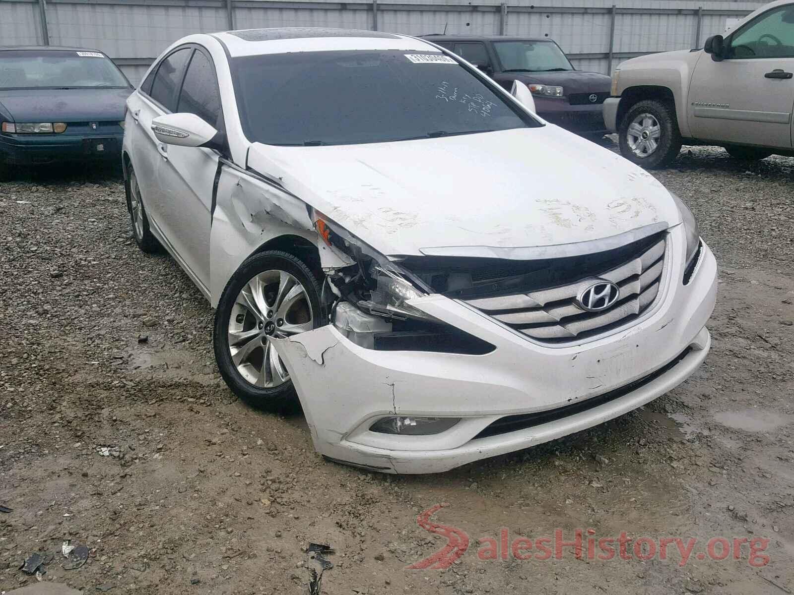 5NPEC4AC4BH124064 2011 HYUNDAI SONATA