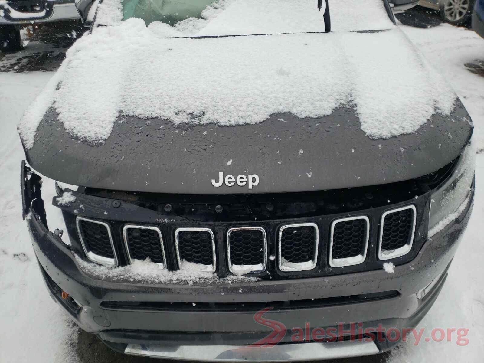 3C4NJDCB4JT434305 2018 JEEP COMPASS