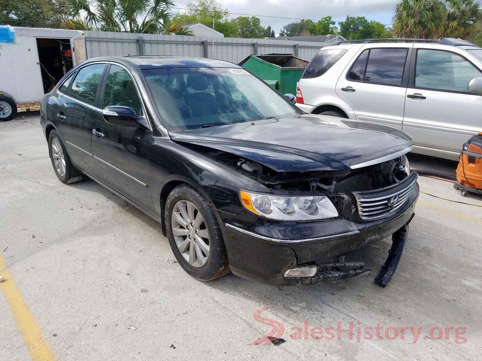 5NPE24AF1KH778968 2010 HYUNDAI AZERA