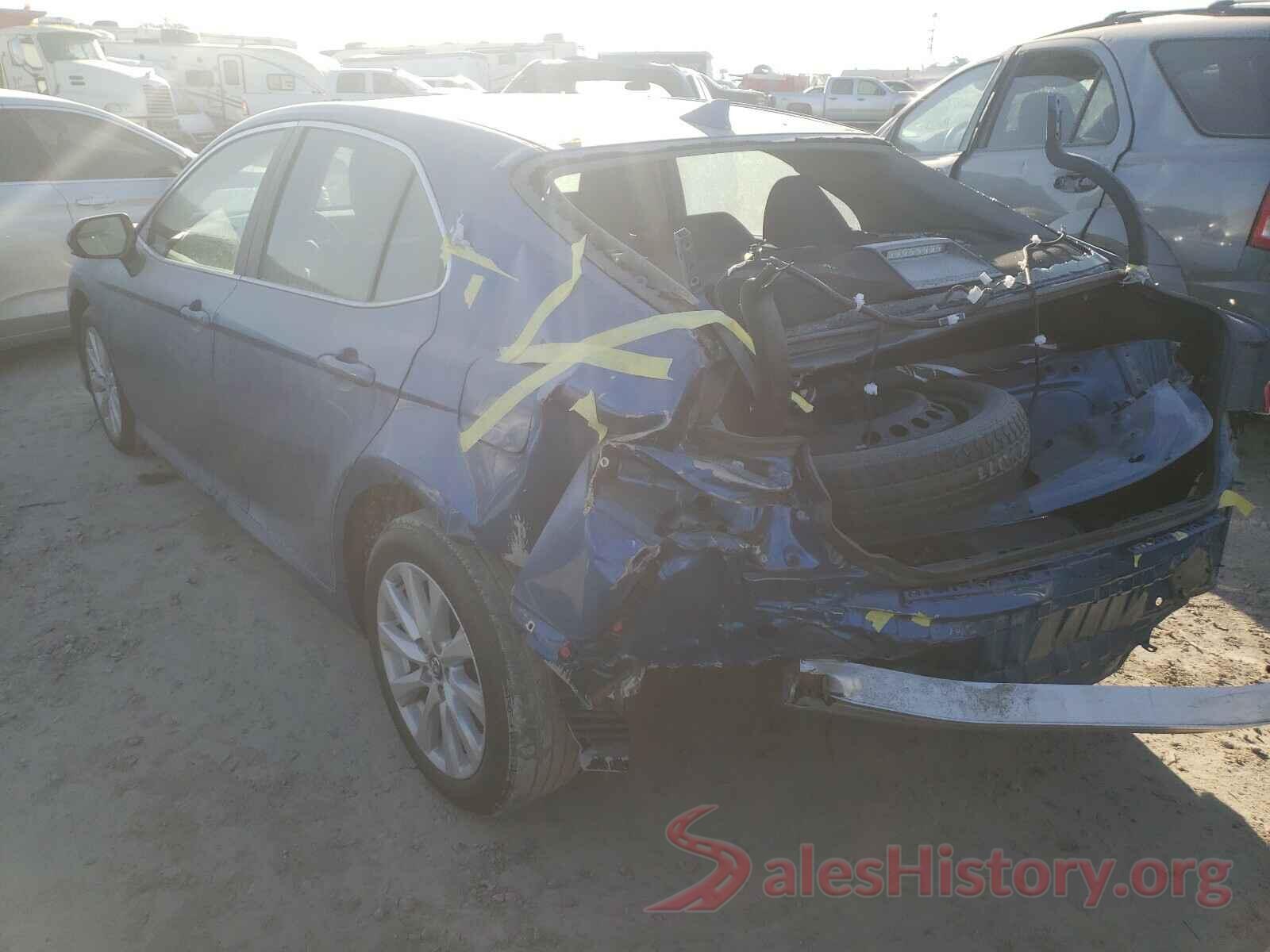 4T1C11AK6LU320819 2020 TOYOTA CAMRY