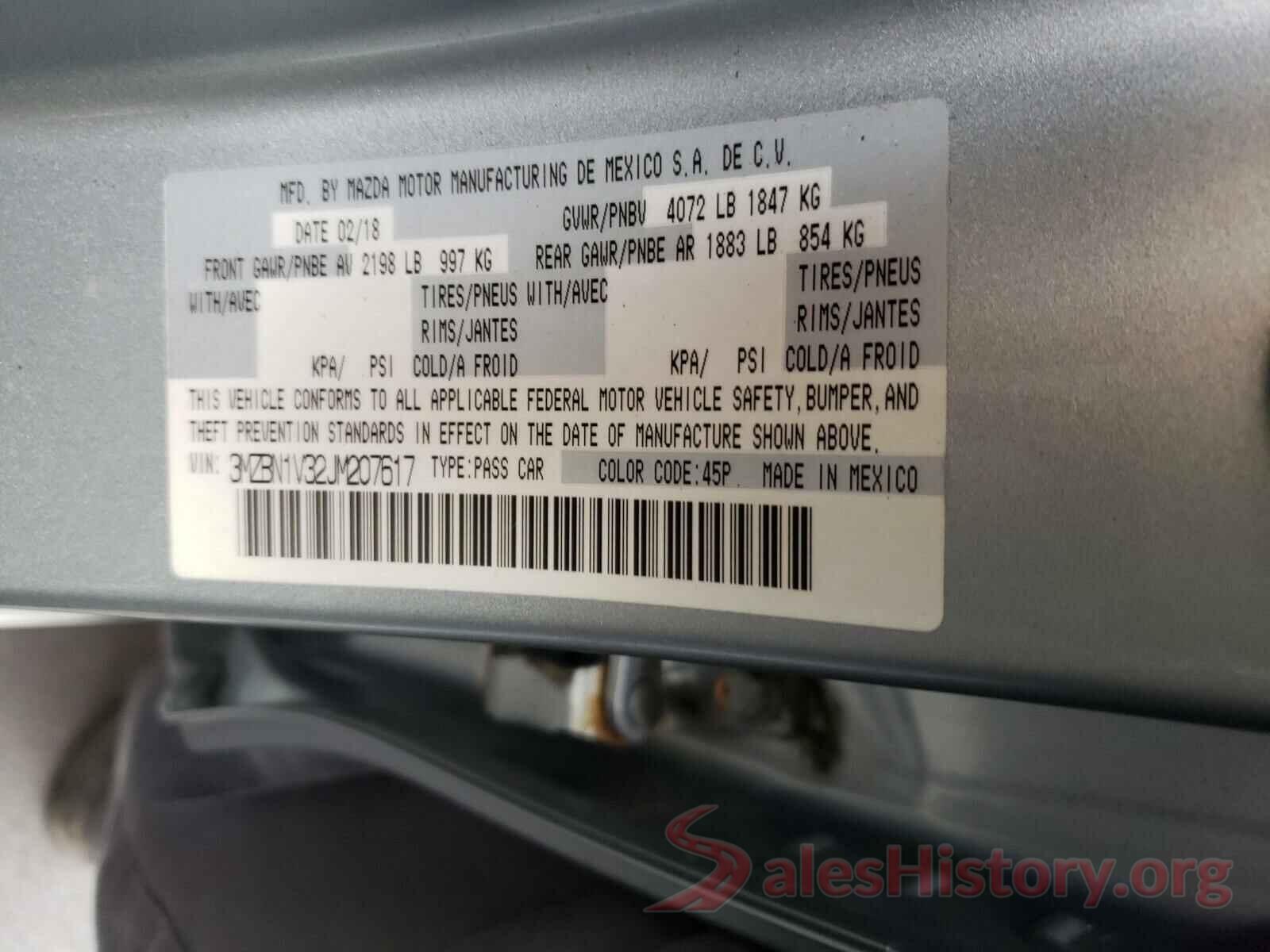 3MZBN1V32JM207617 2018 MAZDA 3