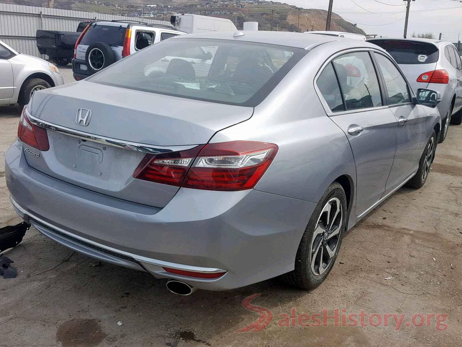 2HGFC2F78JH607425 2017 HONDA ACCORD EX