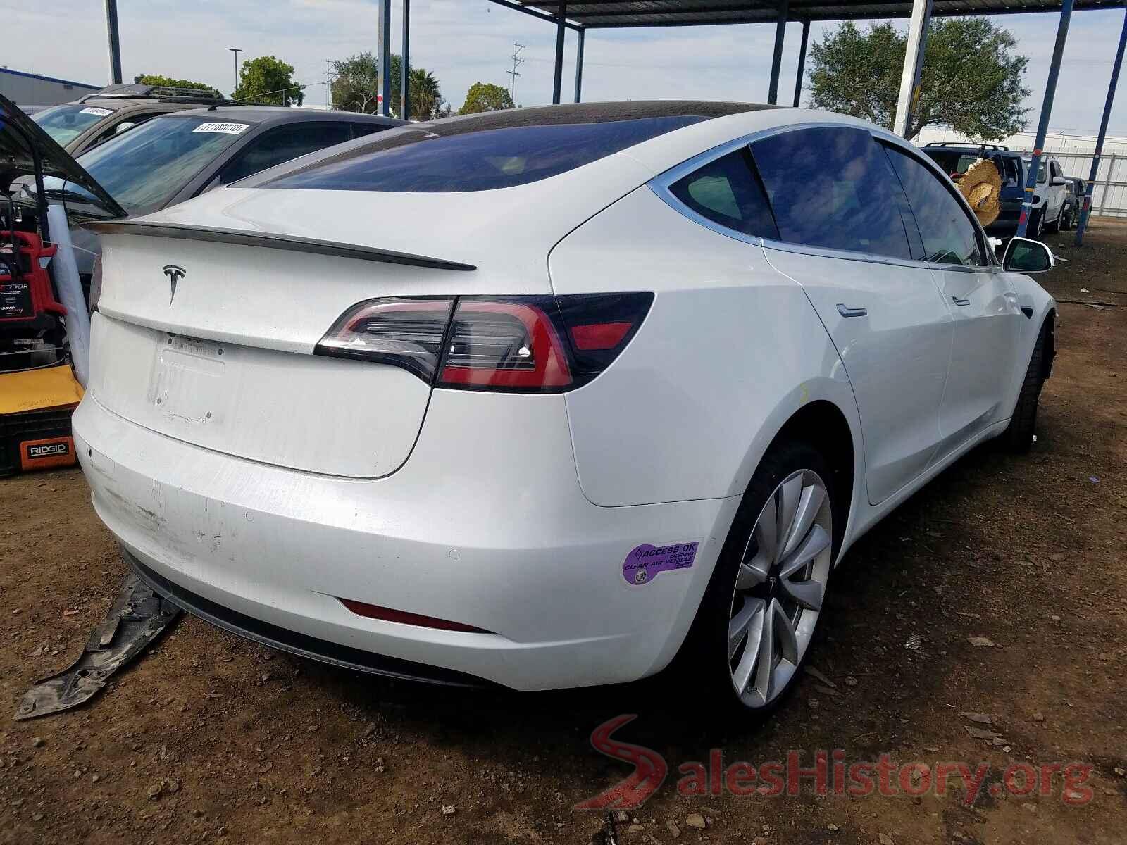 5YJ3E1EB7JF081872 2018 TESLA MODEL 3