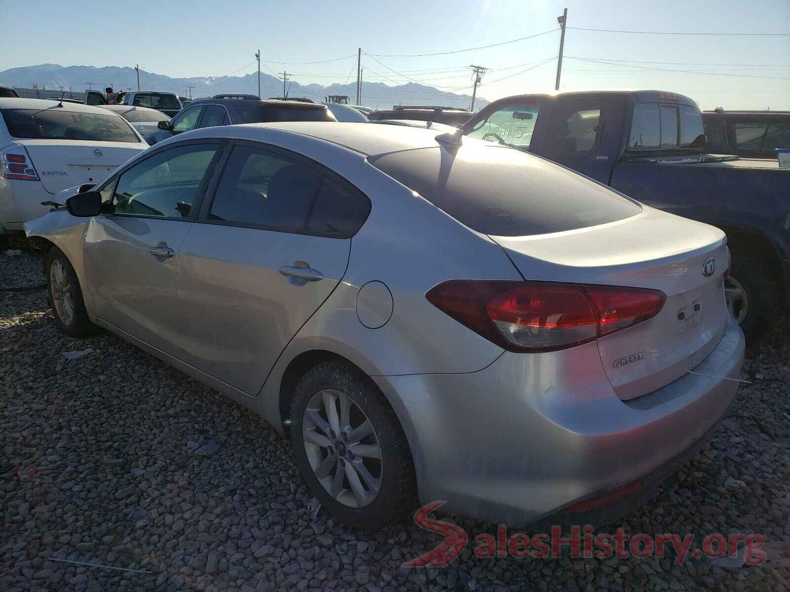 3KPFL4A77HE017157 2017 KIA FORTE