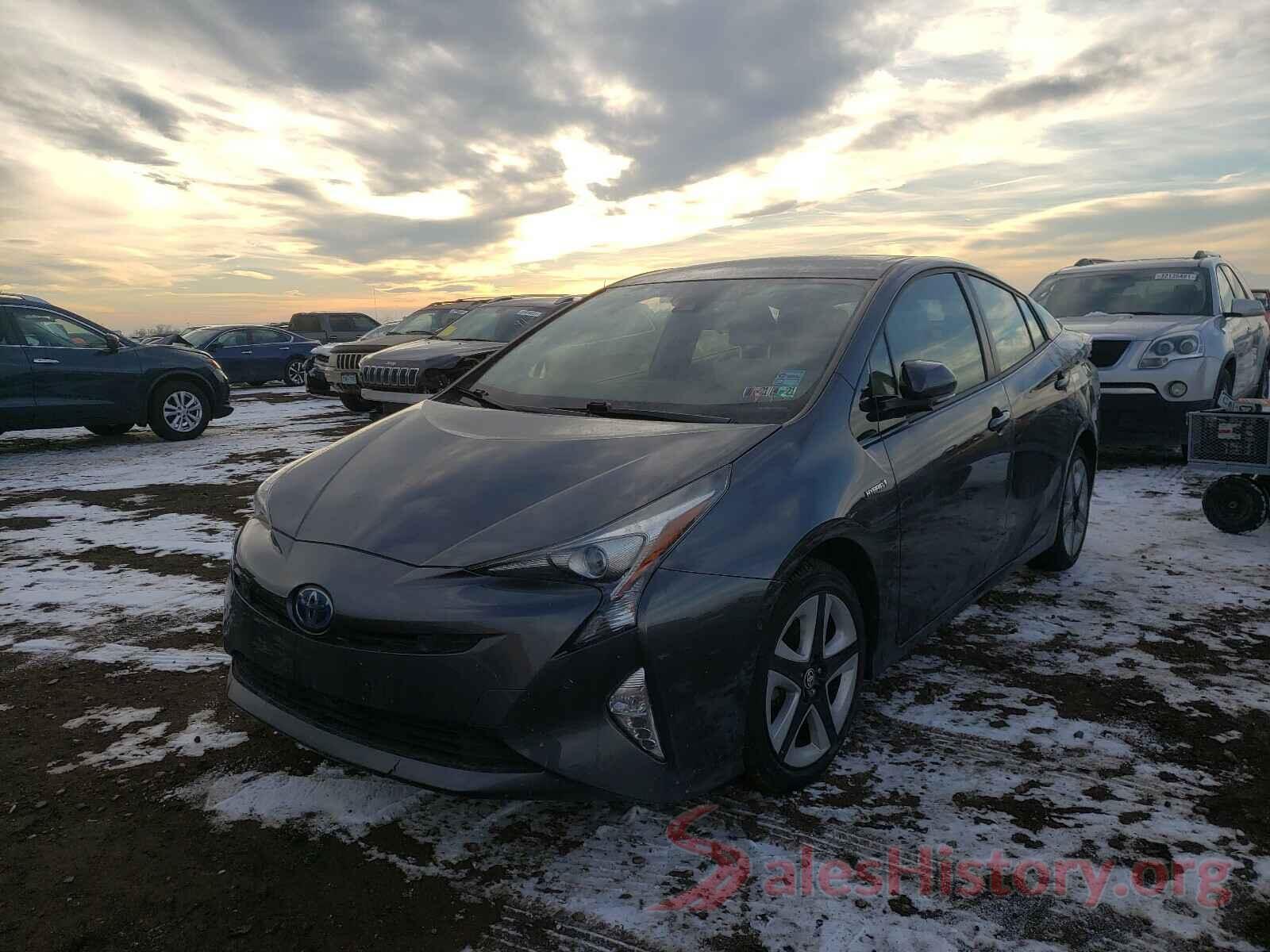 JTDKARFUXJ3552058 2018 TOYOTA PRIUS