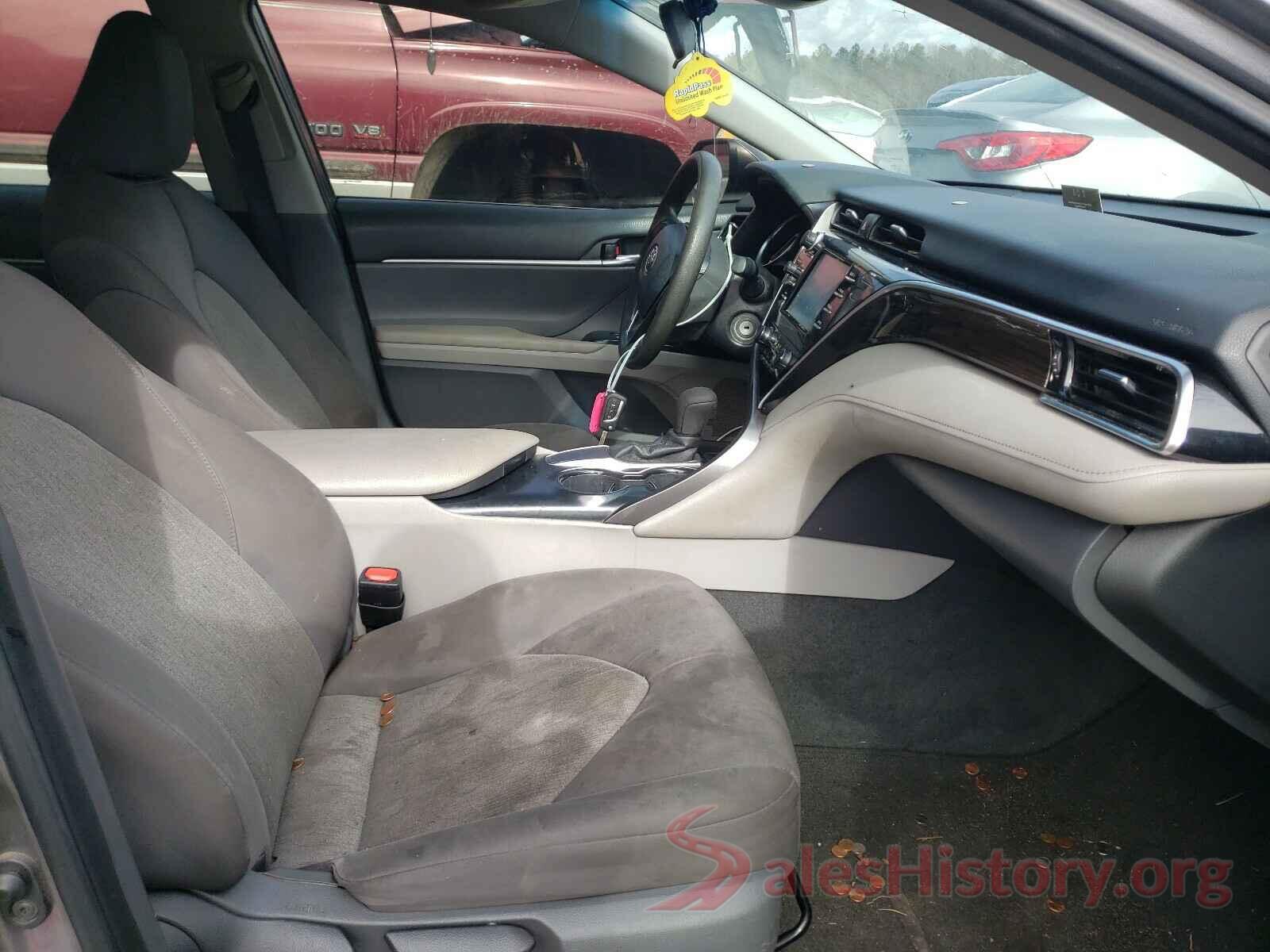 4T1B11HK6JU055852 2018 TOYOTA CAMRY