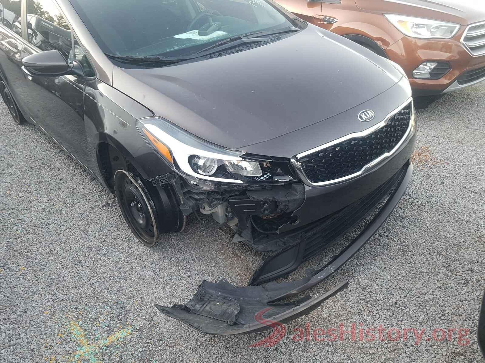 3KPFK4A75HE151264 2017 KIA FORTE