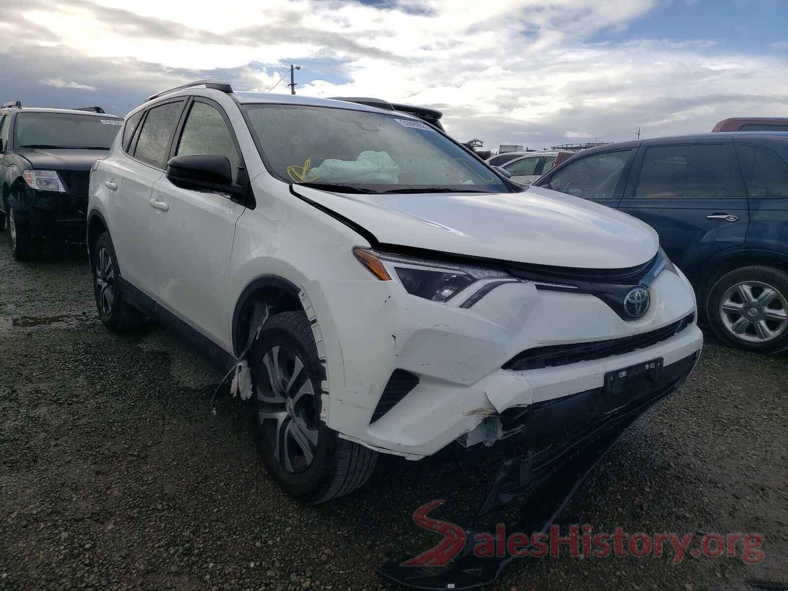 JTMZFREV9HJ136227 2017 TOYOTA RAV4