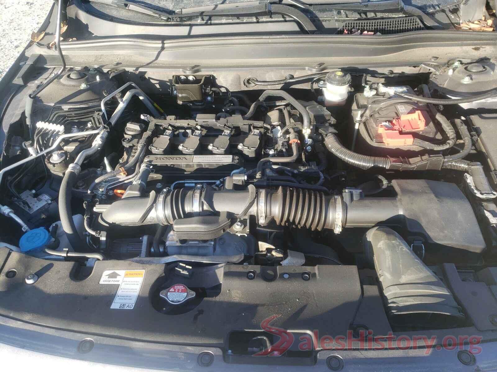 1HGCV1F35JA240504 2018 HONDA ACCORD